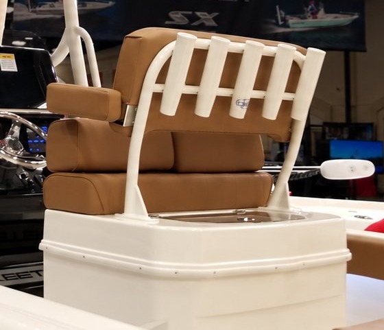 Leaning post with rod holders